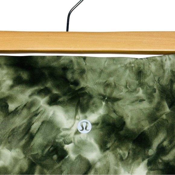 LuLuLemon Align 25” High Rise Diamond Dye Leggings Light Sage Medium Olive 20 - Picture 8 of 11